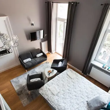 Szálloda Apartwawel 5*