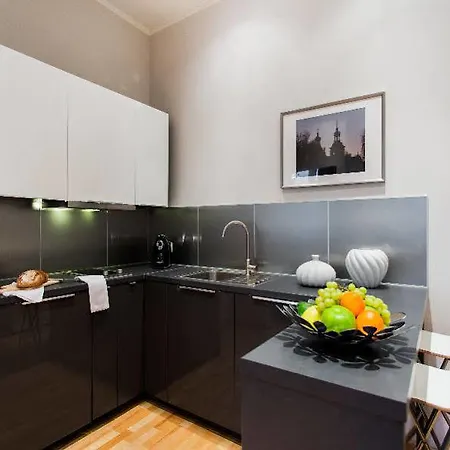 Szálloda Apartwawel 5*