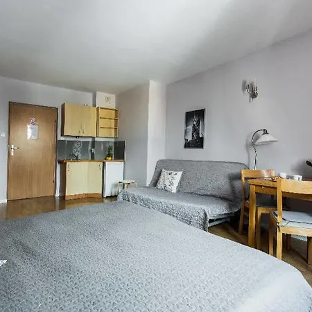 Hotel Apartwawel 5*