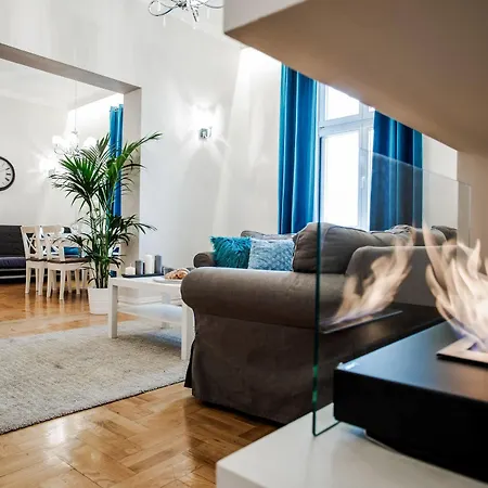 Apartwawel Szálloda 5*